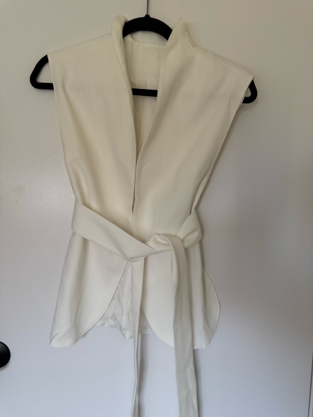 NWT Commense Belted Peplum Top – XS (Structured, Flattering Fit) - Picture 6 of 9